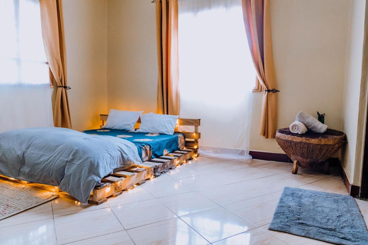 Mkoani Homestay Моши Экстерьер фото