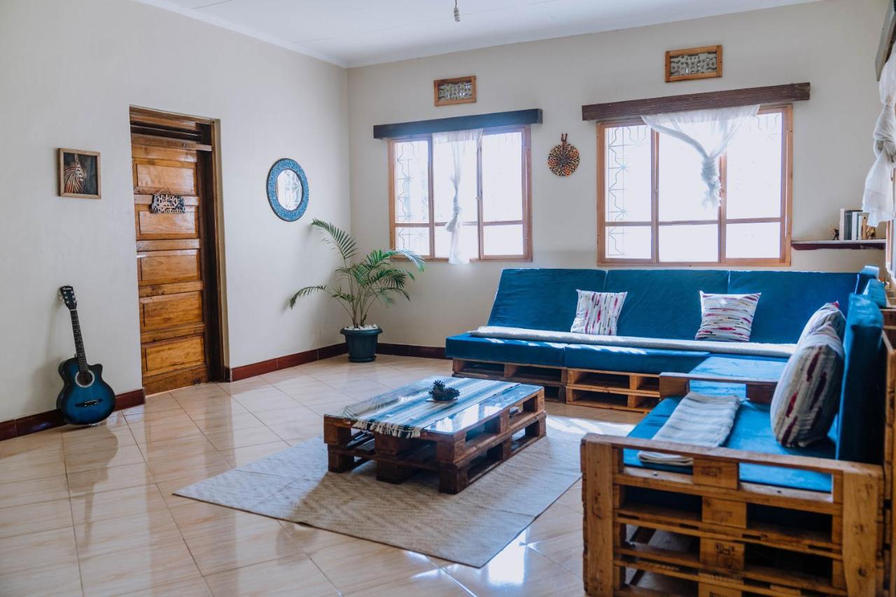 Mkoani Homestay Моши Экстерьер фото