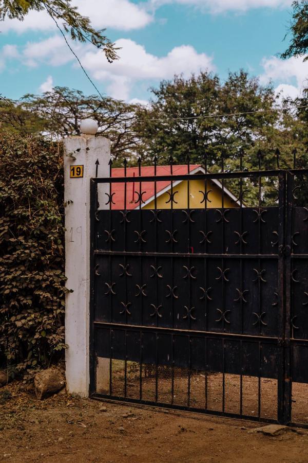 Mkoani Homestay Моши Экстерьер фото