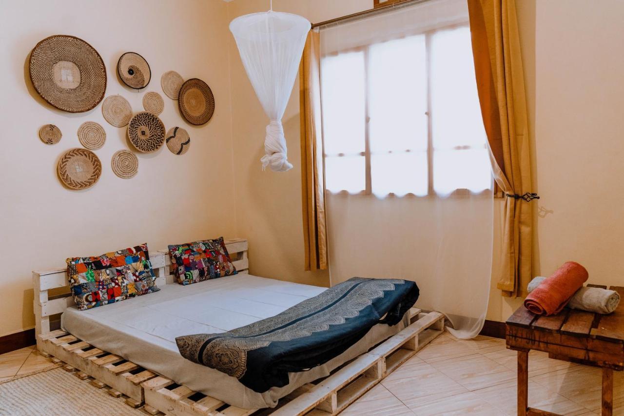 Mkoani Homestay Моши Экстерьер фото